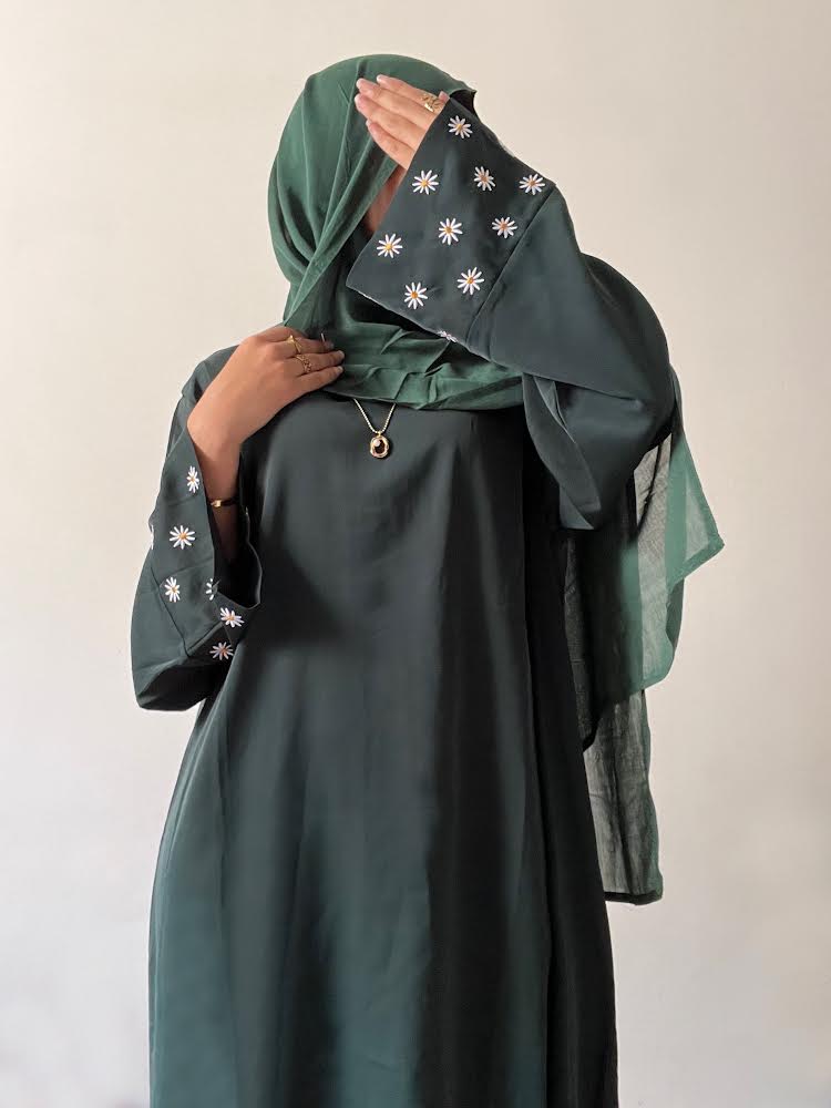 Mina Abaya