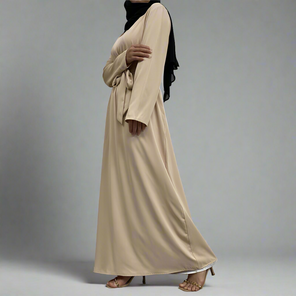 Creamy Narrow Sleeve Simple Abaya