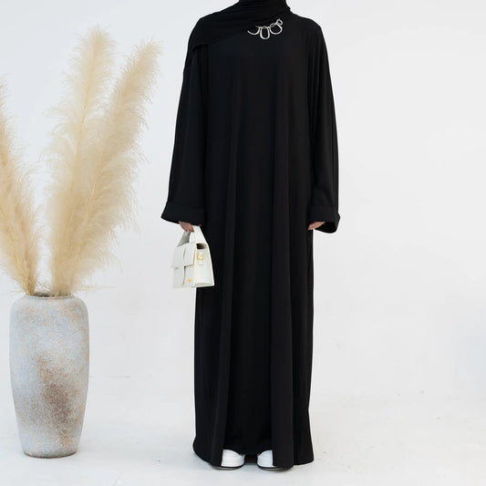 Mona Abaya in Black